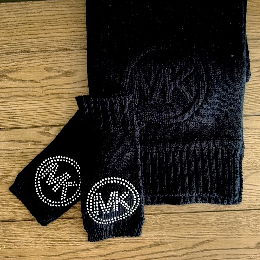 NWOT- Michael Kors scarf and fingerless gloves with silver stud detail